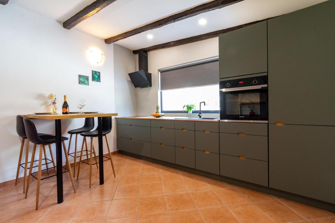 House 1119 Βίλα Muntić Εξωτερικό φωτογραφία