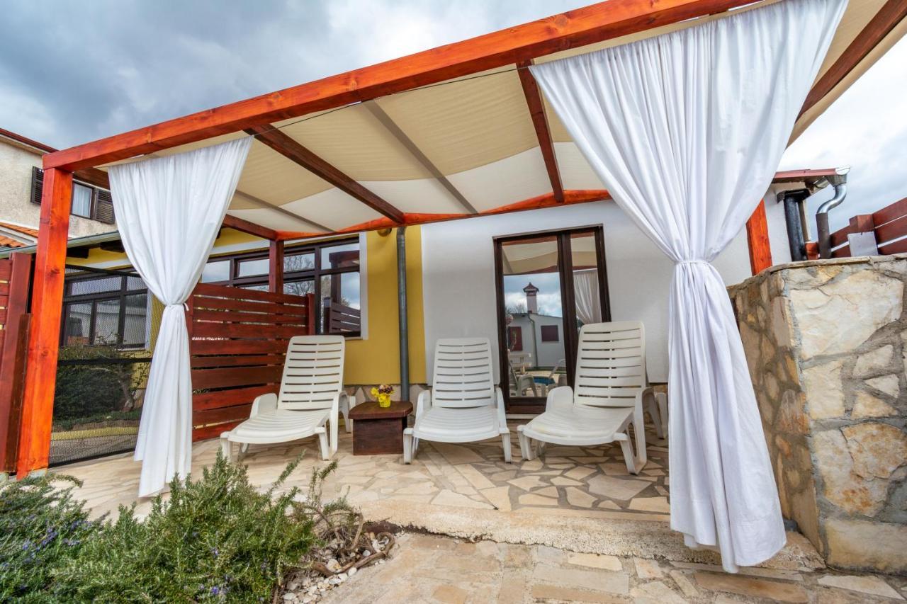 House 1119 Βίλα Muntić Εξωτερικό φωτογραφία